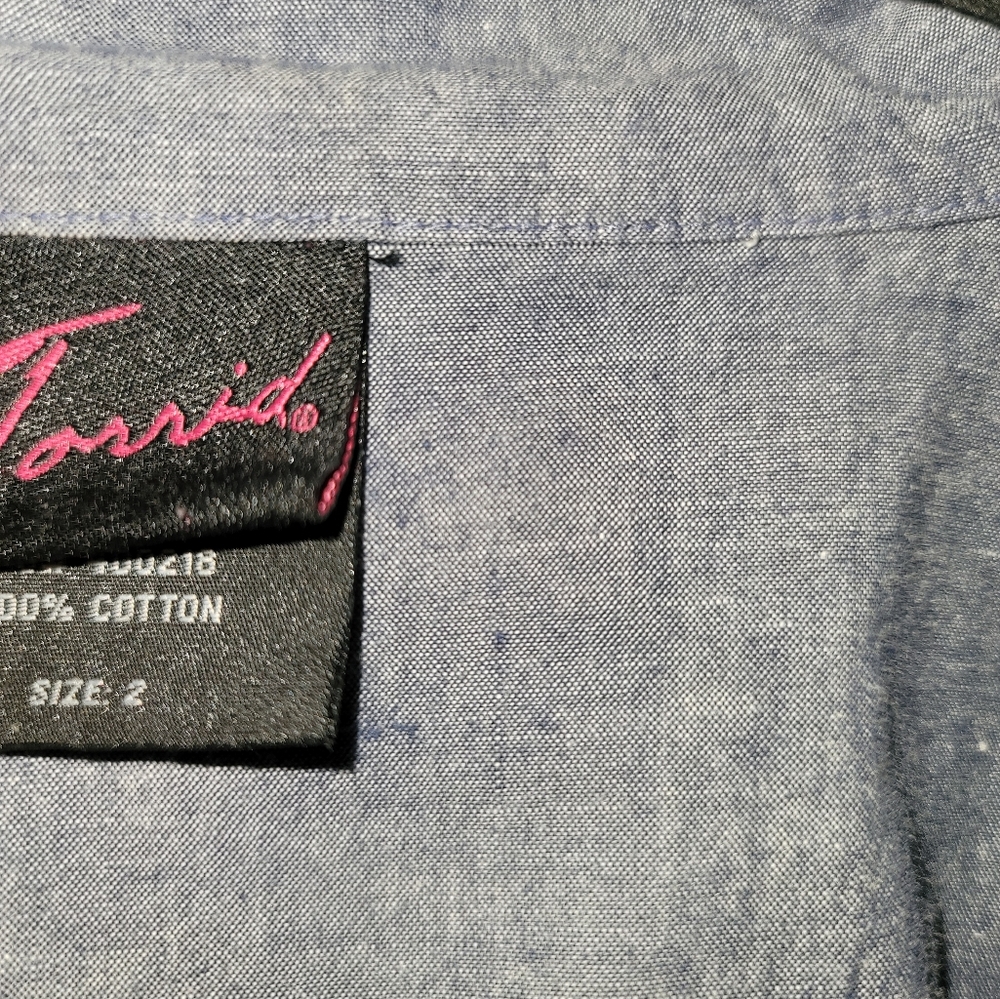 Torrid button up shirt - Picture 4 of 5